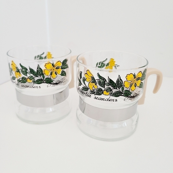 Vintage Coffee Cup Glasses w/ Plastic Handle Yellow flowers Set of 2 Floral Mugs - Picture 1 of 7